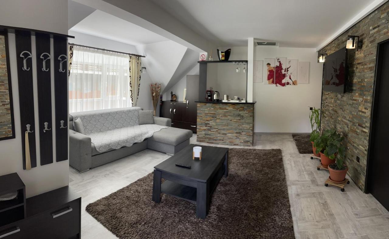 فندق Casa Anne Marie سِنايا المظهر الخارجي الصورة